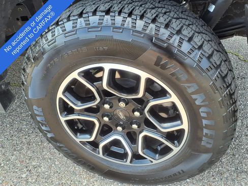 Used 2022 Ford F150 Lariat w/ Equipment Group 502A High AWD/4WD image 9