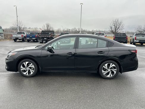 Used 2025 Subaru Legacy Premium image 4