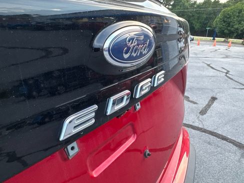 Used 2021 Ford Edge Titanium w/ Cargo Accessory Package FWD image 12
