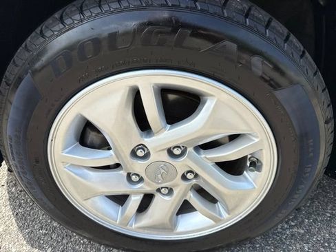 Used 2021 Hyundai Venue SE FWD image 13