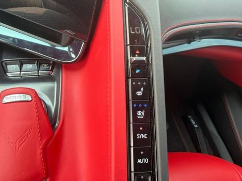 Used 2025 Chevrolet Corvette E-Ray w/ Stealth Interior Trim Package AWD/4WD image 28