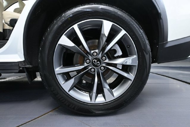 Used 2023 INFINITI QX60 Luxe AWD/4WD image 10