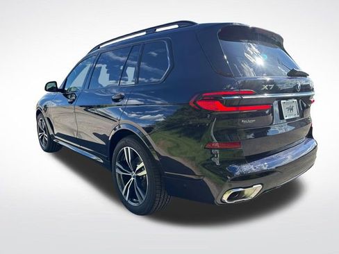 New 2026 BMW X7 xDrive40i w/ M Sport Package AWD/4WD image 5