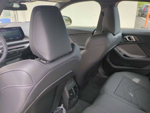 Used 2025 BMW M235i xDrive w/ Technology Package image 18