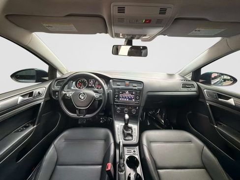 Used 2021 Volkswagen Golf 4-Door FWD image 15
