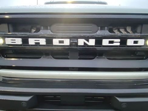 Used 2022 Ford Bronco Outer Banks image 30