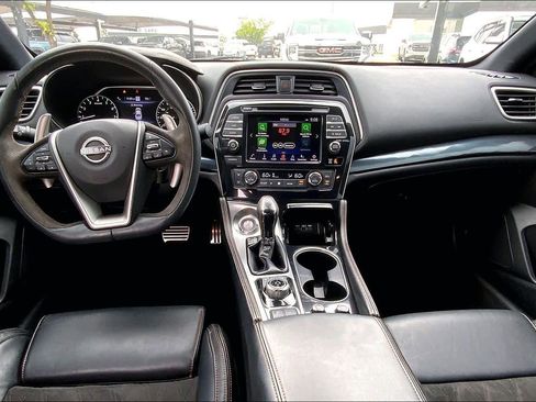 Used 2023 Nissan Maxima SR w/ Sport Mat Group FWD image 15