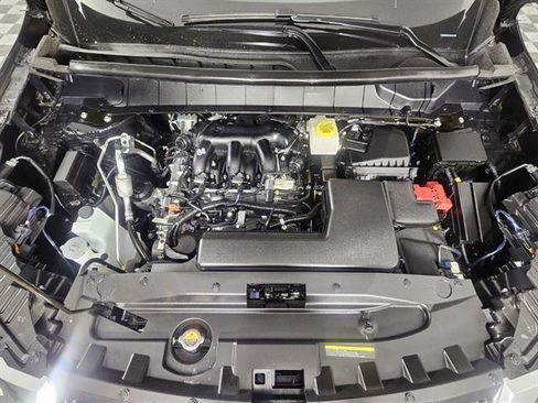 New 2025 Nissan Pathfinder SL image 11