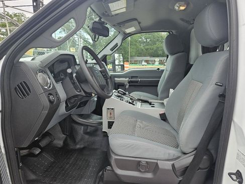 Used 2013 Ford F450 XLT w/ Ambulance Preparation Pkg RWD image 10