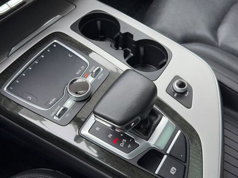 Used 2019 Audi Q7 2.0T Premium Plus w/ Premium Plus Package image 33