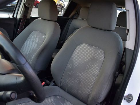 Used 2016 Chevrolet Sonic LS image 15