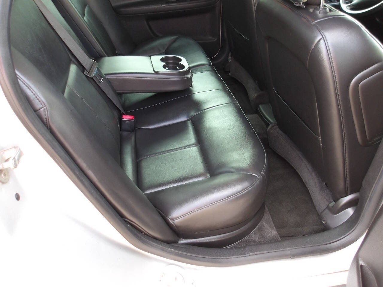 Used 2013 Chevrolet Impala LTZ FWD image 22