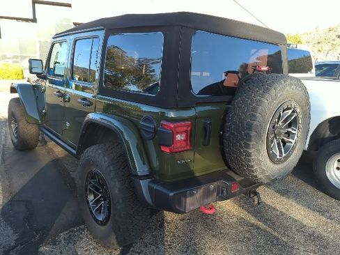 Used 2022 Jeep Wrangler Unlimited Rubicon AWD/4WD image 4