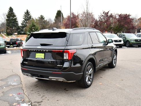 Used 2026 Ford Explorer Active w/ Active Comfort Package image 6