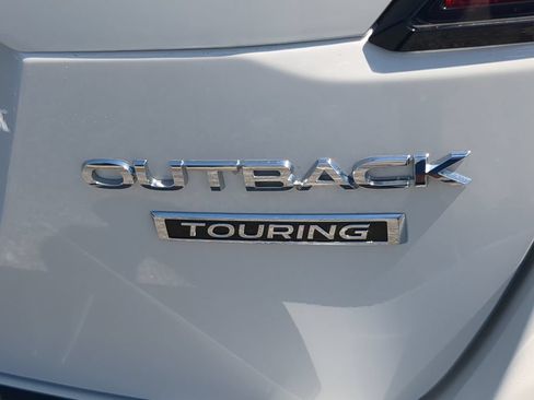 Certified 2025 Subaru Outback Touring w/ Popular Package #2 AWD/4WD image 11