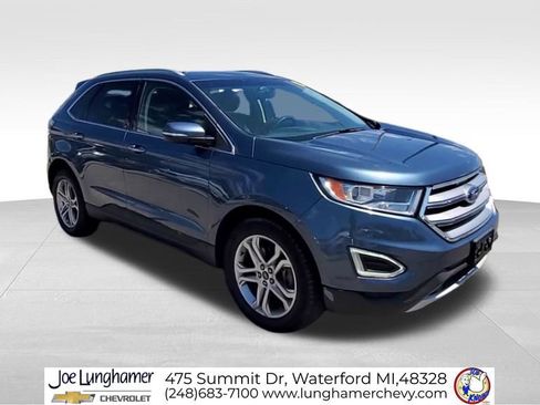 Used 2018 Ford Edge Titanium w/ Technology Package AWD/4WD image 2