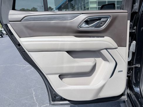 Used 2021 GMC Yukon SLT AWD/4WD image 31