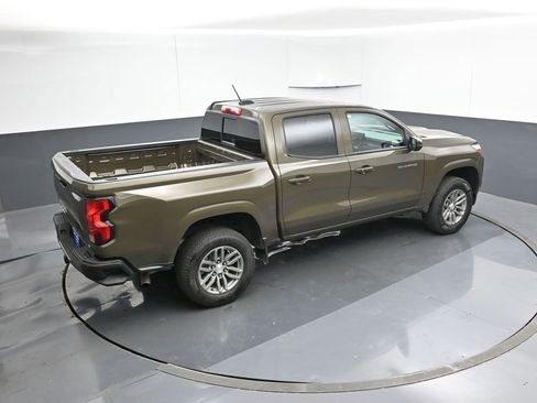Used 2024 Chevrolet Colorado LT w/ LT Convenience Package image 45
