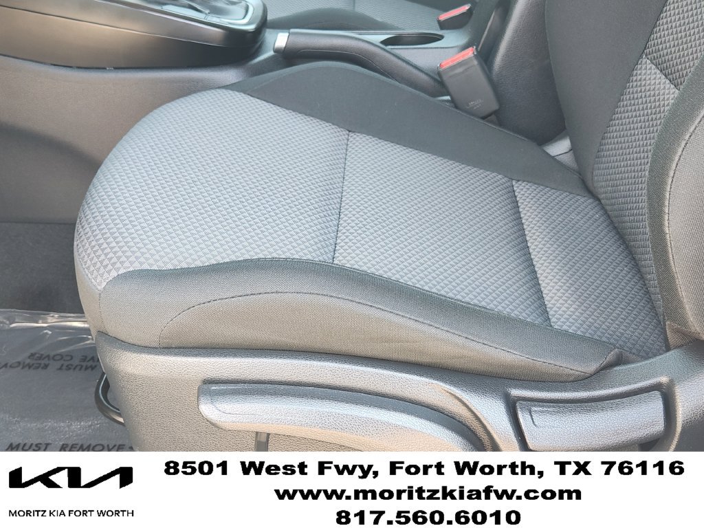 Used 2025 Kia Soul LX w/ LX Technology Package FWD image 27