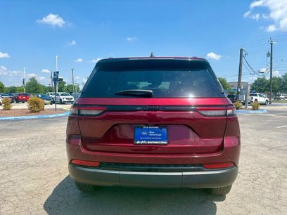 Used 2024 Jeep Grand Cherokee Altitude