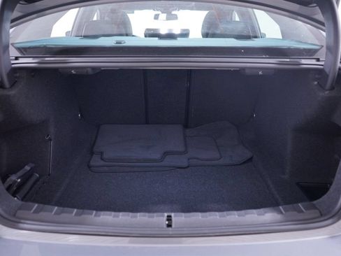 Used 2024 BMW 330i Sedan w/ Convenience Package RWD image 24
