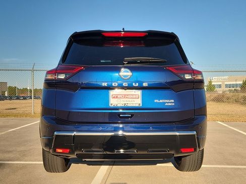 Certified 2025 Nissan Rogue Platinum w/ Platinum Premium Package image 44