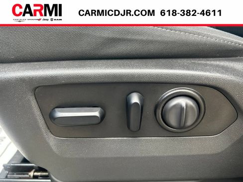 Used 2021 Chevrolet Silverado 1500 RST AWD/4WD image 13