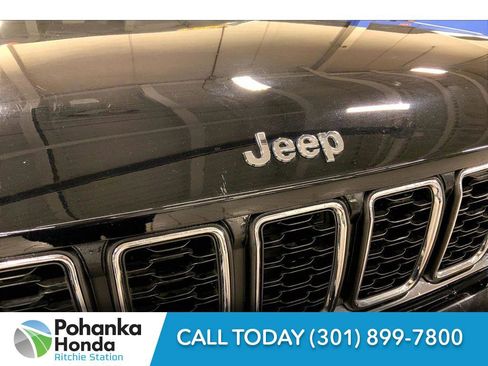 Used 2023 Jeep Grand Cherokee L Laredo w/ Luxury Tech Group I image 31