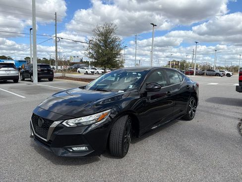 Used 2021 Nissan Sentra SR image 3