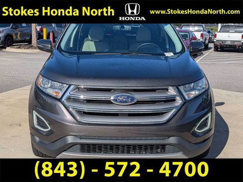 Used 2018 Ford Edge Titanium w/ Equipment Group 301A FWD image 12