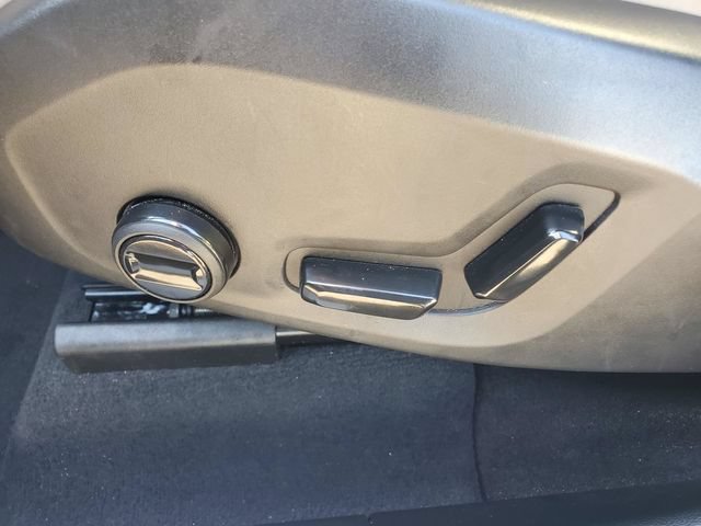 Certified 2026 Volvo XC60 B5 Plus AWD/4WD image 15