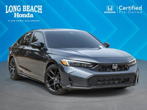 Used 2025 Honda Civic Sport image 1