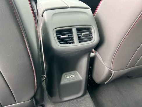 Used 2023 Buick Envision Essence w/ Sport Touring Package AWD/4WD image 21