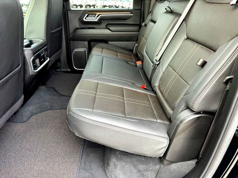 Used 2025 Chevrolet Silverado 2500 High Country w/ High Country Premium Package image 21