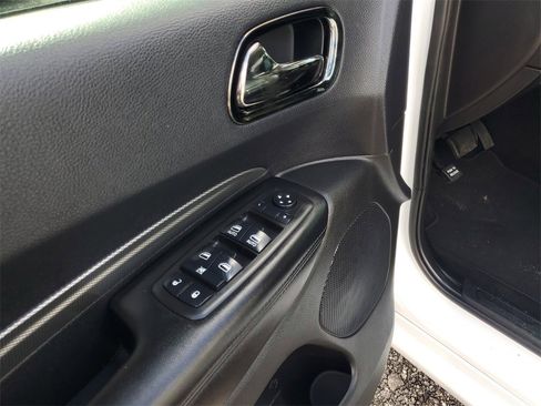 Used 2020 Dodge Durango GT image 12