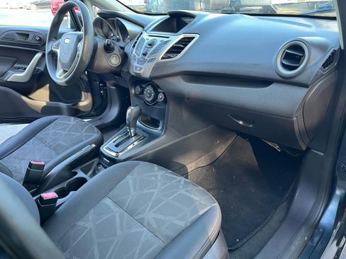 Used 2011 Ford Fiesta SE w/ Super Fuel Economy Pkg image 7