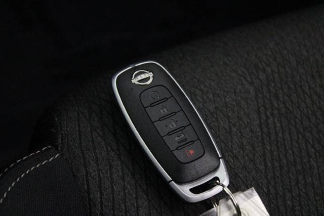 Certified 2026 Nissan Rogue SV FWD image 29