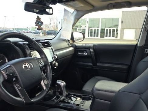 Used 2024 Toyota 4Runner TRD Off-Road Premium image 20