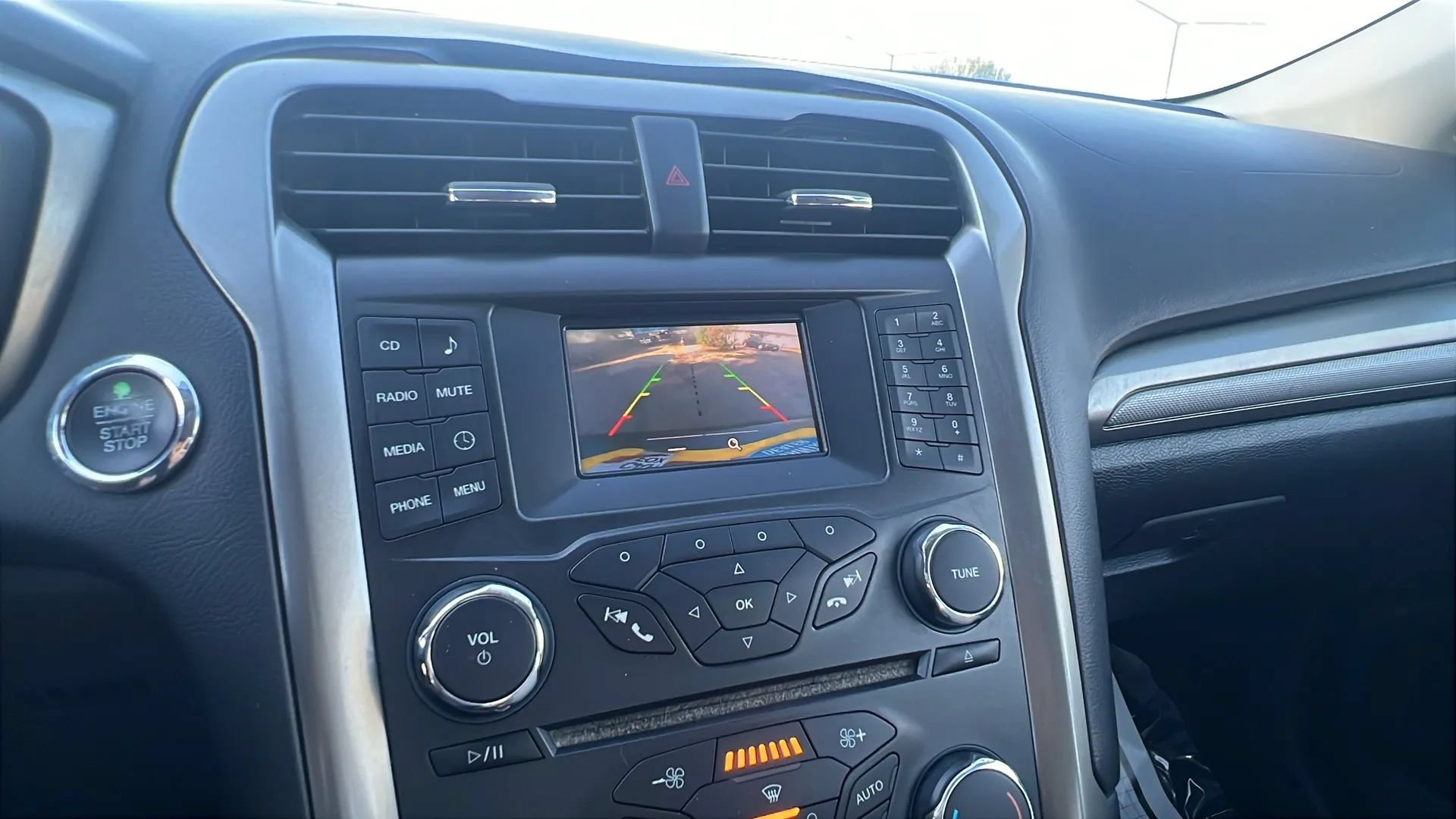 Used 2018 Ford Fusion S FWD image 13