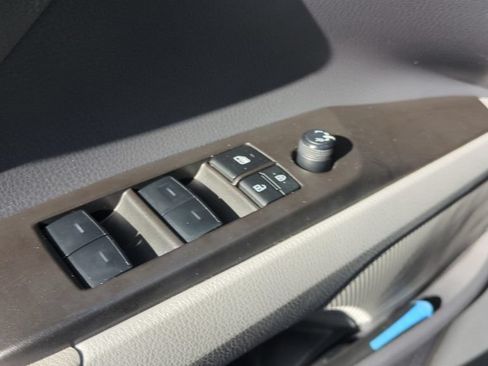 Used 2024 Toyota Camry LE FWD image 18