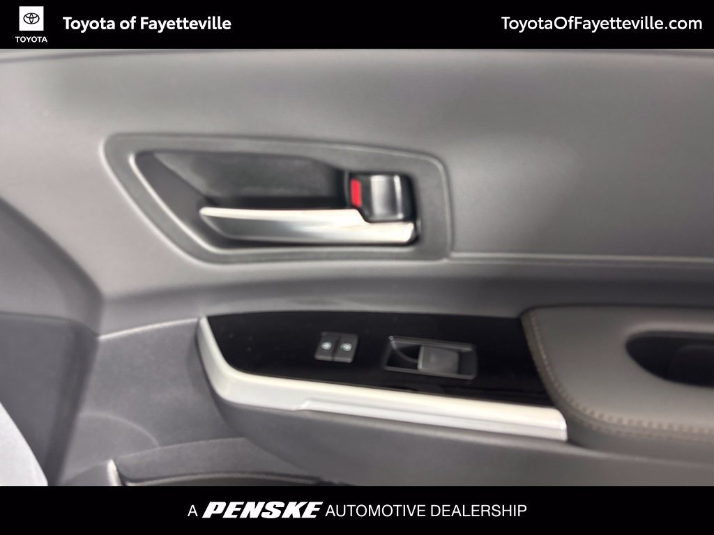 New 2026 Toyota Sienna Limited FWD image 15