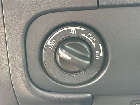 New 2026 Nissan Frontier SV w/ Tow Package image 24