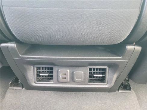 Used 2021 Chevrolet Silverado 1500 LT w/ Bed Protection Package image 17