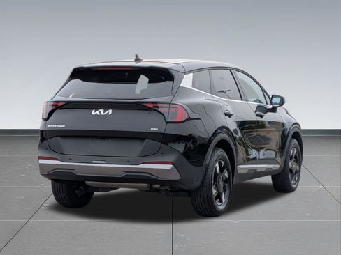 Used 2026 Kia Sportage LX AWD/4WD image 6