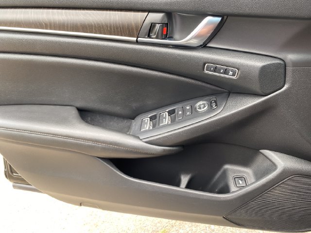 Used 2019 Honda Accord EX-L image 13