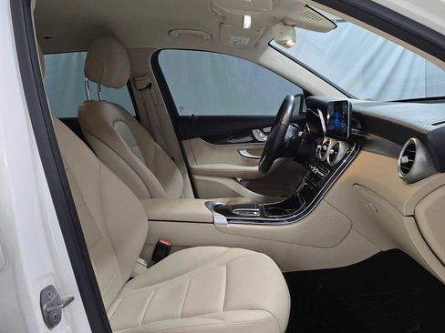 Certified 2020 Mercedes-Benz GLC 300 image 11