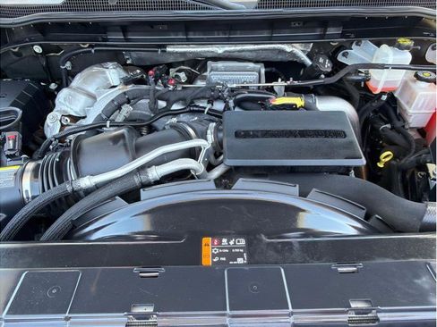 Used 2022 Chevrolet Silverado 2500 LTZ w/ Safety Package AWD/4WD image 22