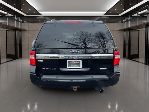 Used 2017 Ford Expedition Platinum image 4