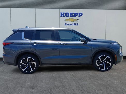 Used 2024 Mitsubishi Outlander SE FWD image 6
