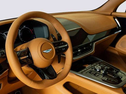 New 2026 Aston Martin DBX 707 image 26